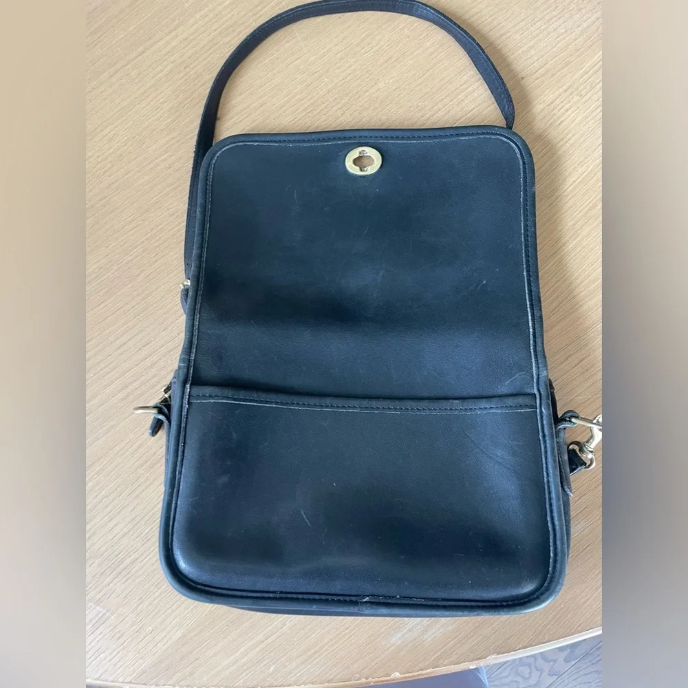 COACH 9755 CROSSBODY BLACK LEATHER BAG - Picture 3 of 16